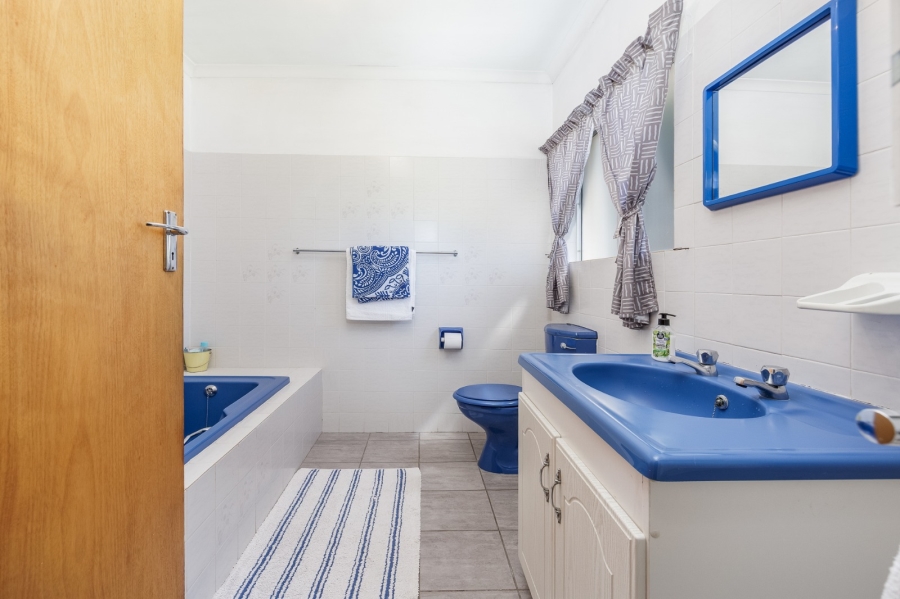 4 Bedroom Property for Sale in Elim Western Cape